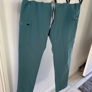 Yola scrub pants